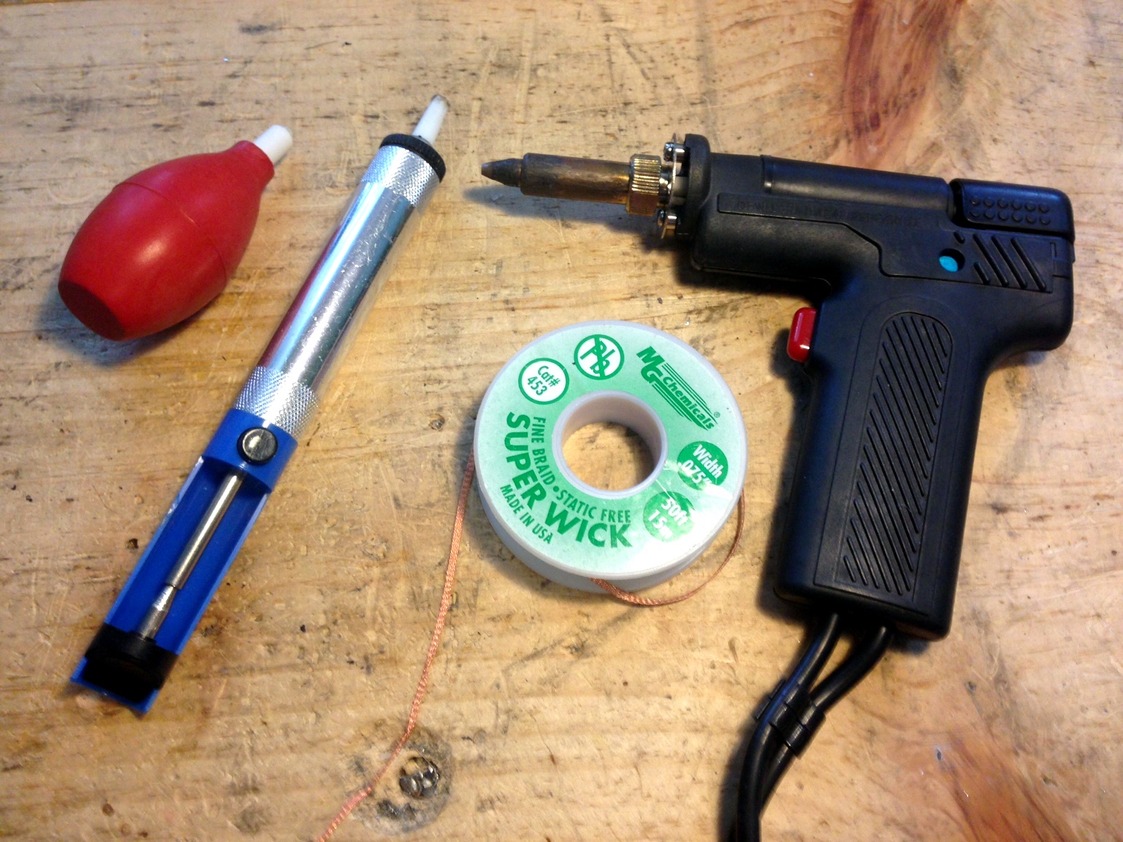 Desoldering Tutorial Tools, Techniques and Helpful Tips Bell Tone