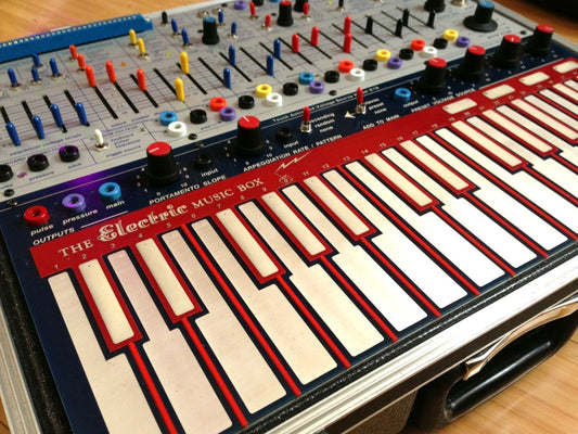 new Buchla Music Easel - intermittent or "dead" touch keys?
