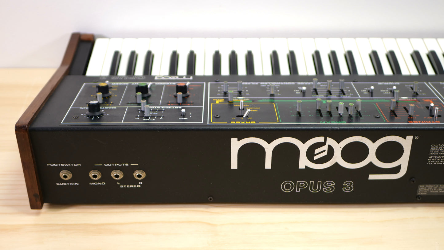Moog Opus 3