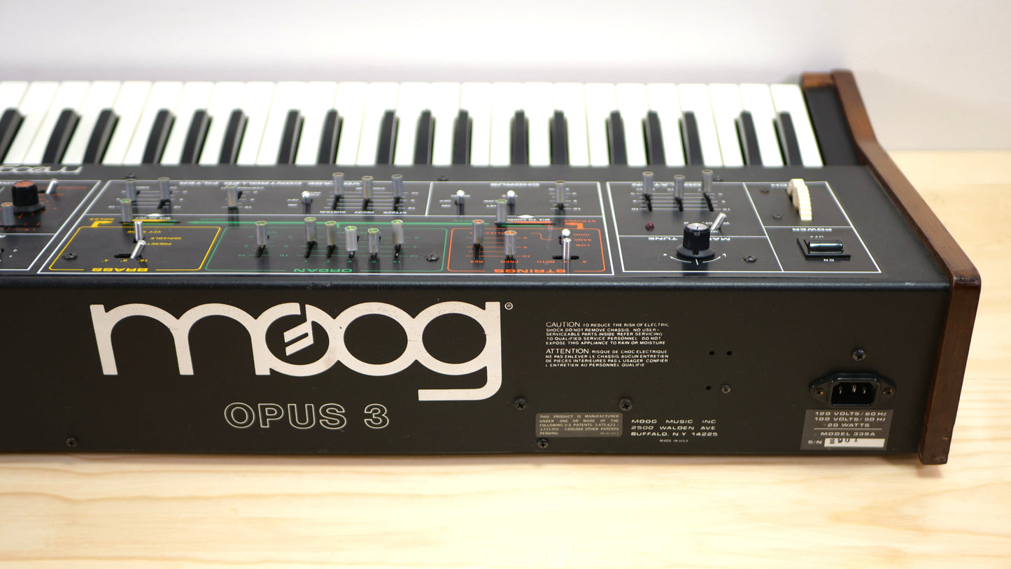 Moog Opus 3