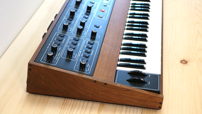 Sequential Circuits Prophet 5 Rev. 3.3 (with MIDI)