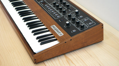 Sequential Circuits Prophet 5 Rev. 3.3 (with MIDI)