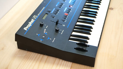 Sequential Circuits Prophet VS