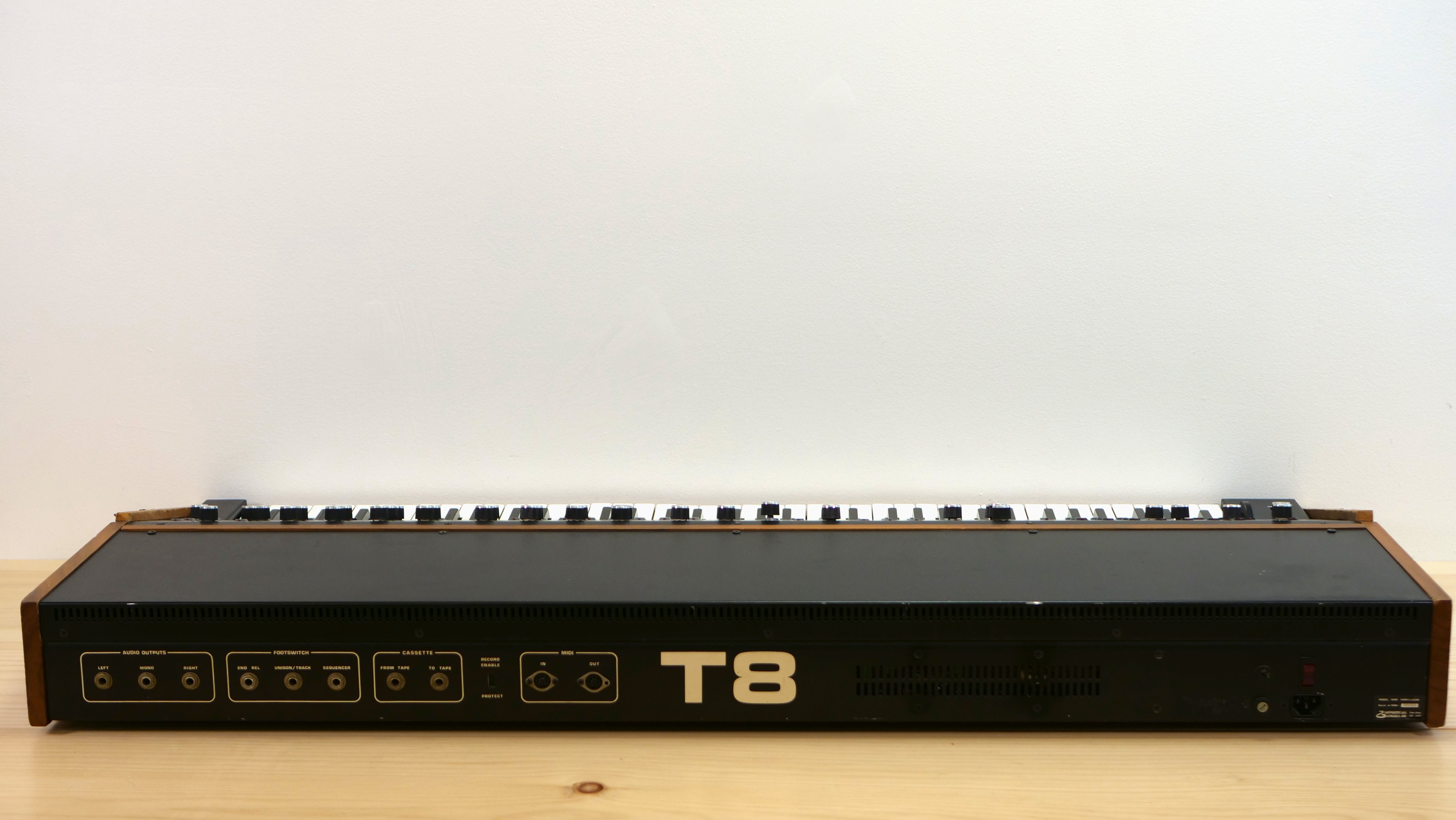 Sequential Circuits Prophet T8 – Bell Tone Synth Works