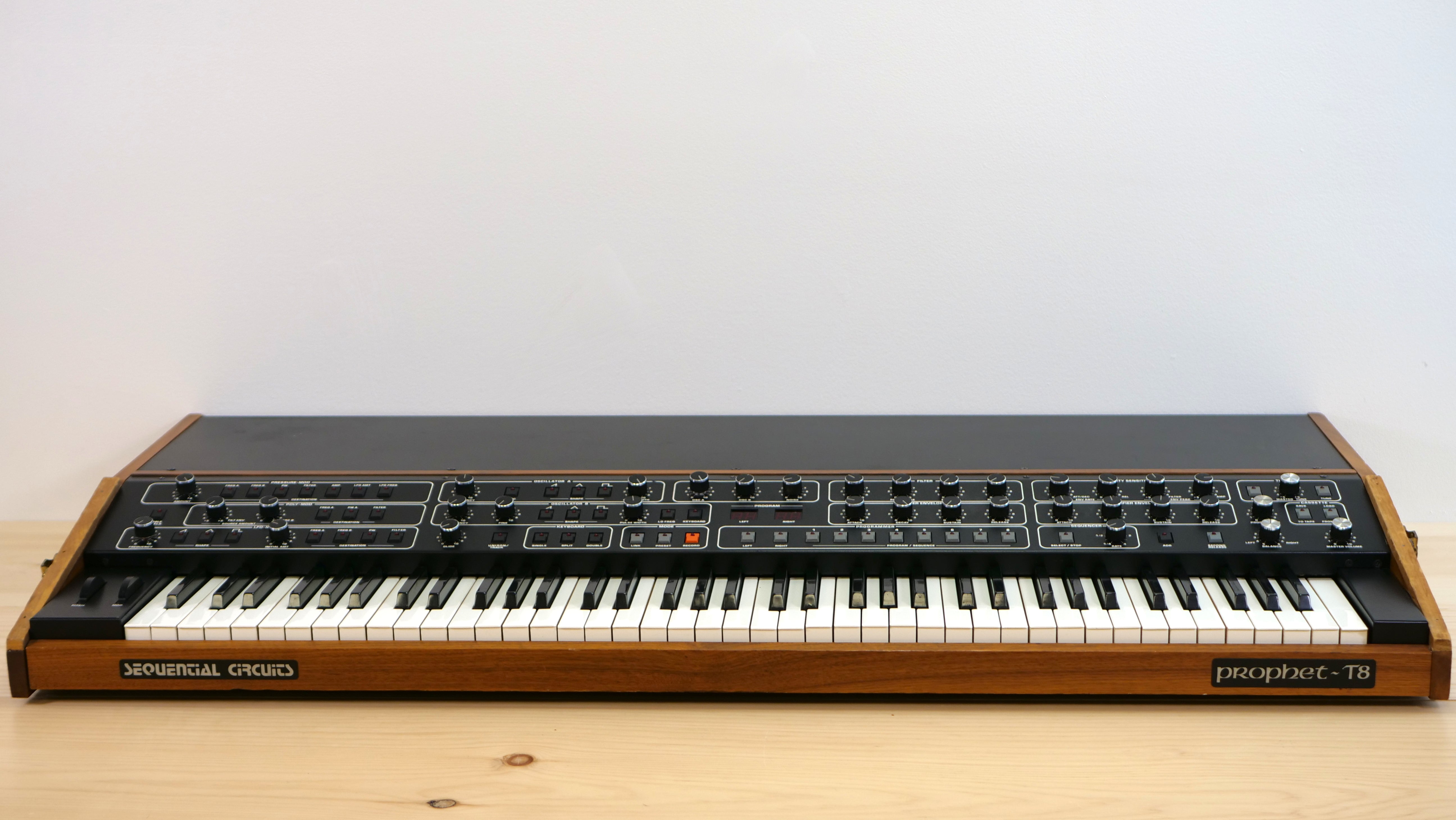 Sequential Circuits Prophet T8 – Bell Tone Synth Works