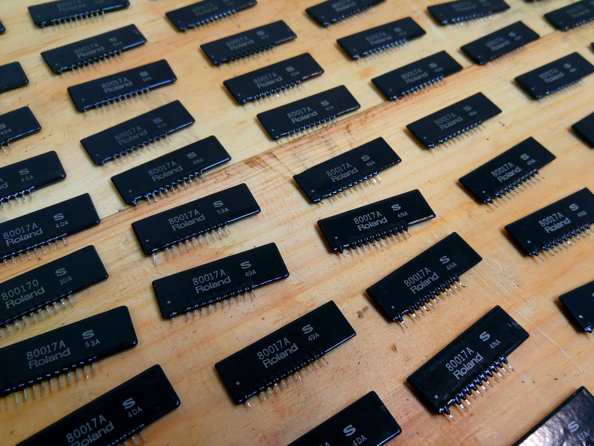 Juno 106 bulk untested voice chips - pack of 6 image 0