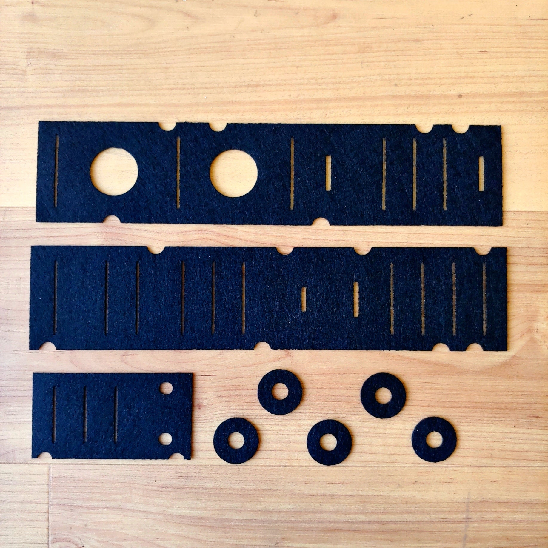 Roland SH-101 Panel Controls/Sliders Dust Gaskets Set image 0
